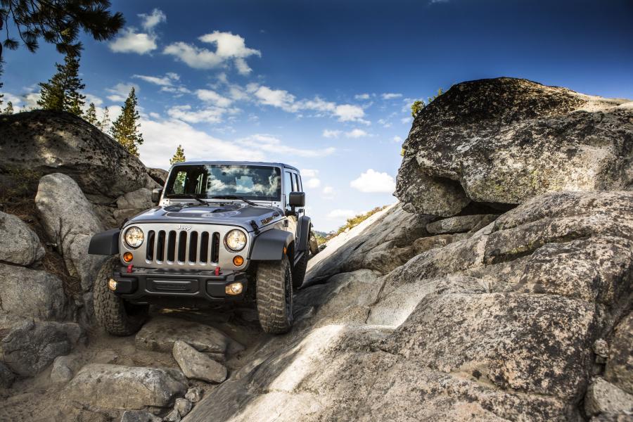  Jeep Wrangler Rubicon 10th Anniversary Edition 2013 года  (EU) (фото 37 из 54)